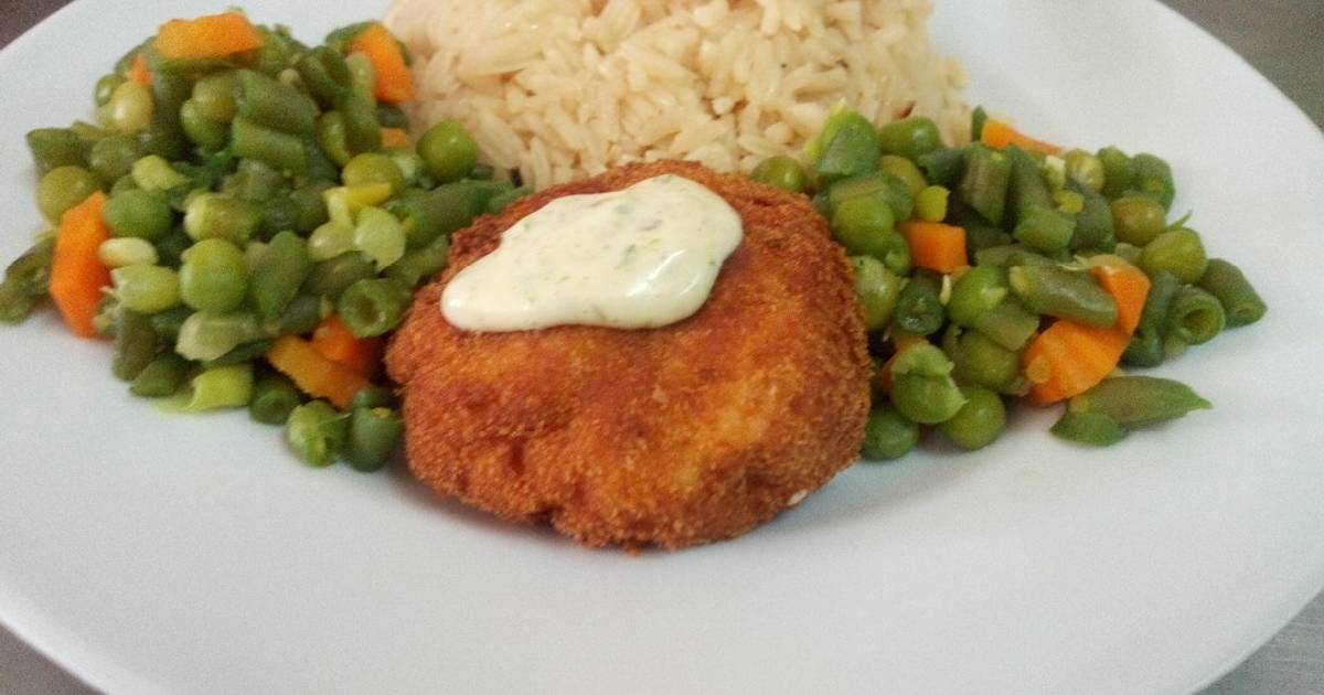 Fish fillet in breadcrumbs,braised rice and mixed vegetables Recipe by james murage Cookpad