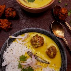 Punjabi kadhi pakora A picture of Punjabi kadhi pakora.