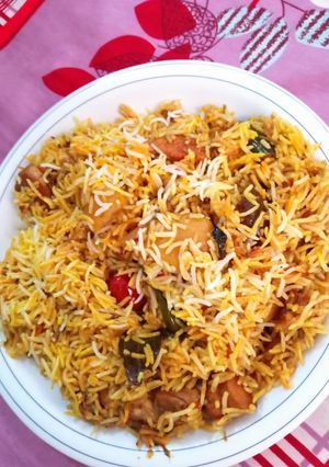 A picture of Sindhi biryani.
