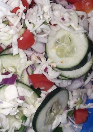 A picture of Vegetable salad.