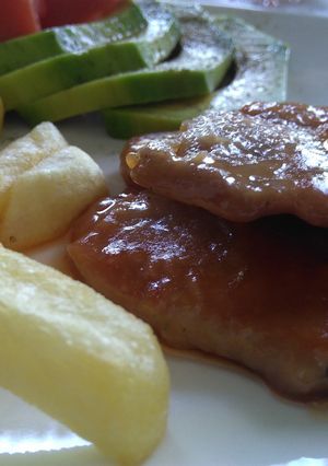 Una foto de Panecillos de lomito de cerdo macerados en almíbar de cerveza
