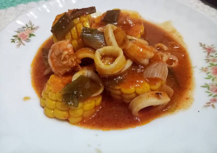 Resep Udang Cumi Saus Padang "menu seuprit" yang Bisa Manjain Lidah