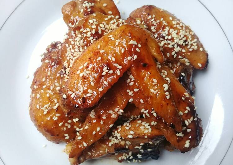 Chicken Wings Dengan Bumbu Marinasi