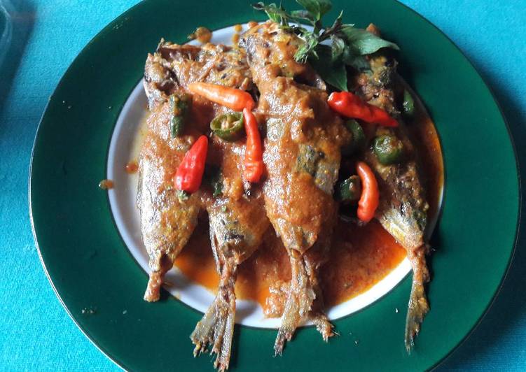 Resep Ikan kembung sayur kuning Anti Gagal