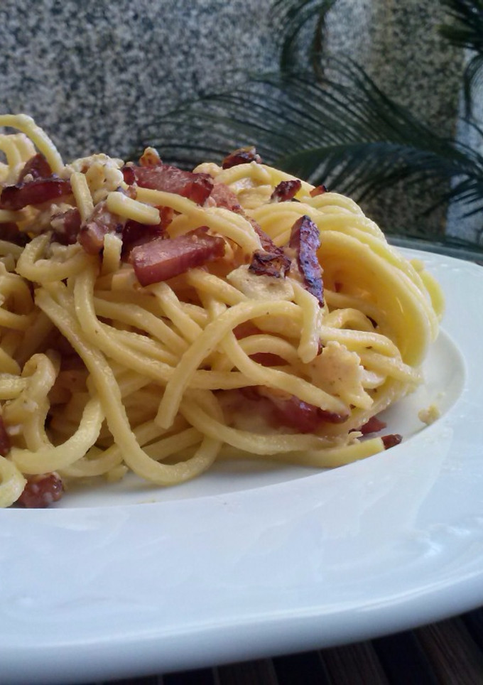 Una foto de Spaghetti alla carbonara
