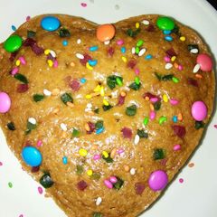 A picture of Cooker cake.