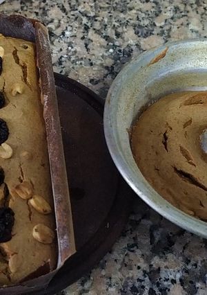 Una foto de Budín integral de pasas y maní
