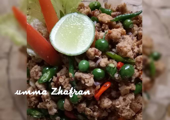 Resep Tumis oncom cabe ijo oleh Umma Zhafran - Cookpad