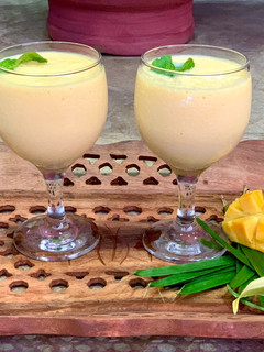 A picture of Mango Pineapple smoothie🍍.