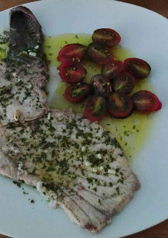 Una foto de Filete de marrajo con salsa verde