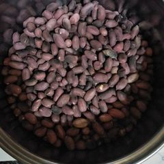 A picture of Fried groundnuts.