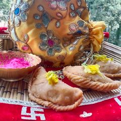 Mava Gujiya A picture of Mava Gujiya.