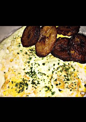 A picture of Sweet plantains & egg fry.