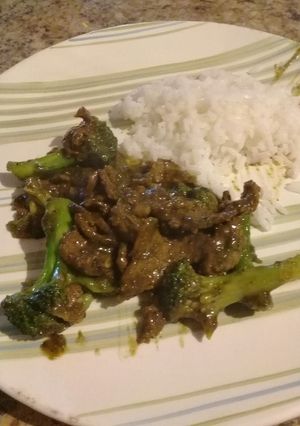 Una foto de Salteado de res con brócoli