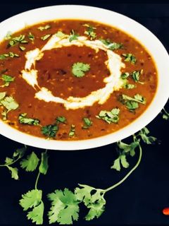 पंजाबी दाल मखनी (Punjabi dal makhani recipe in hindi) रेसिपी मुख्य फोटो