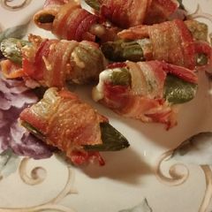 A picture of Keto, jalapeno poppers.