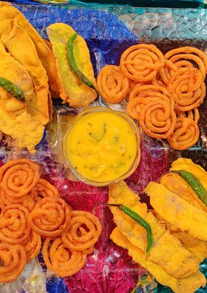A picture of Gujarati Nashto (Fafda Jalebi).
