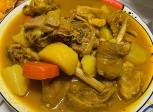 Hình của món Gà nấu cà ri.