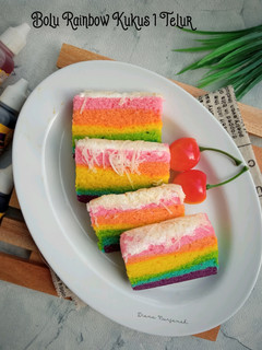 Foto resep Bolu Rainbow Kukus 1 Telur