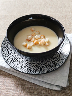 Una foto de Crema de cebolla y patata