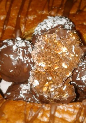 Una foto de Trufas/bombones de cuaker y chocolinas 😄