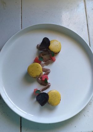 Una foto de Macarrons con ganache de chocolate