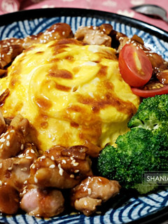 日式照燒嫩雞歐姆蛋包飯 的食譜成品照片