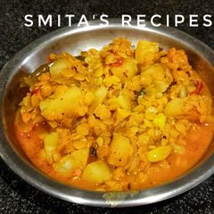 A picture of Lentil potato Curry.