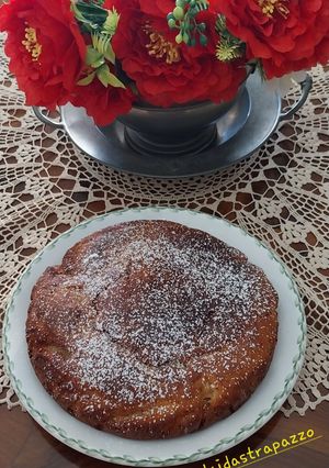 Foto di Torta veloce con yogurt veg e marmellata di ciliegie