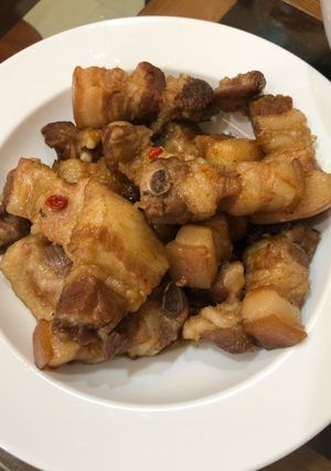 Hình của món Thịt kho tàu.