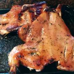 A picture of Adobo para lechón al horno.