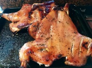 Una foto de Adobo para lechón al horno