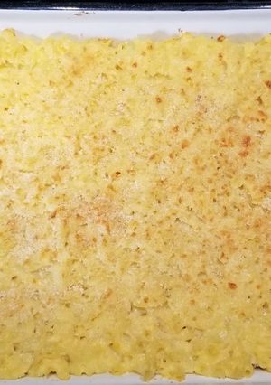 A picture of Gluten-Free Cheesy Baked Mac.