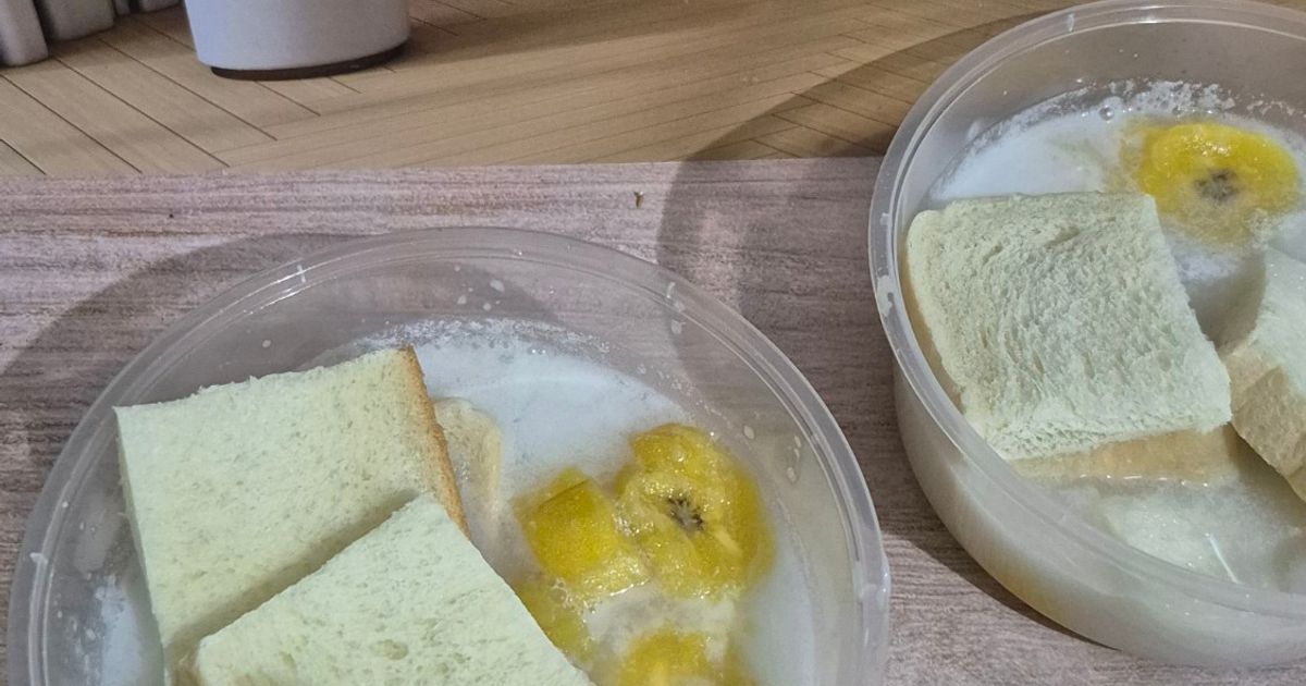 Kolak Pisang Dengan Roti
