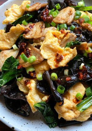 A picture of Stir-fried Black Fungus, Pork & Egg.