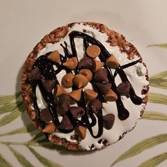 A picture of Rice cake sweet treat.