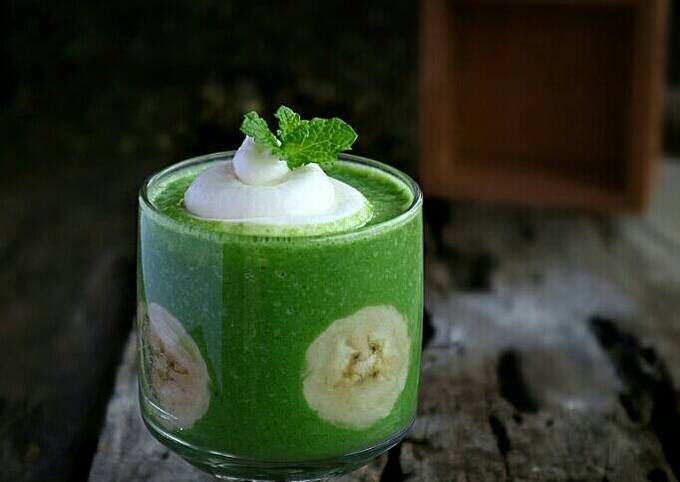 Langkah Mudah untuk Menyiapkan Greeny Smoothies Anti Gagal