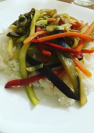 Una foto de Salteado tipo oriental