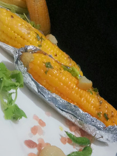 A picture of Mexican corn on the cob.
