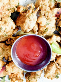 कांदा भजिया (kanda bhajiya recipe in Hindi) रेसिपी मुख्य फोटो
