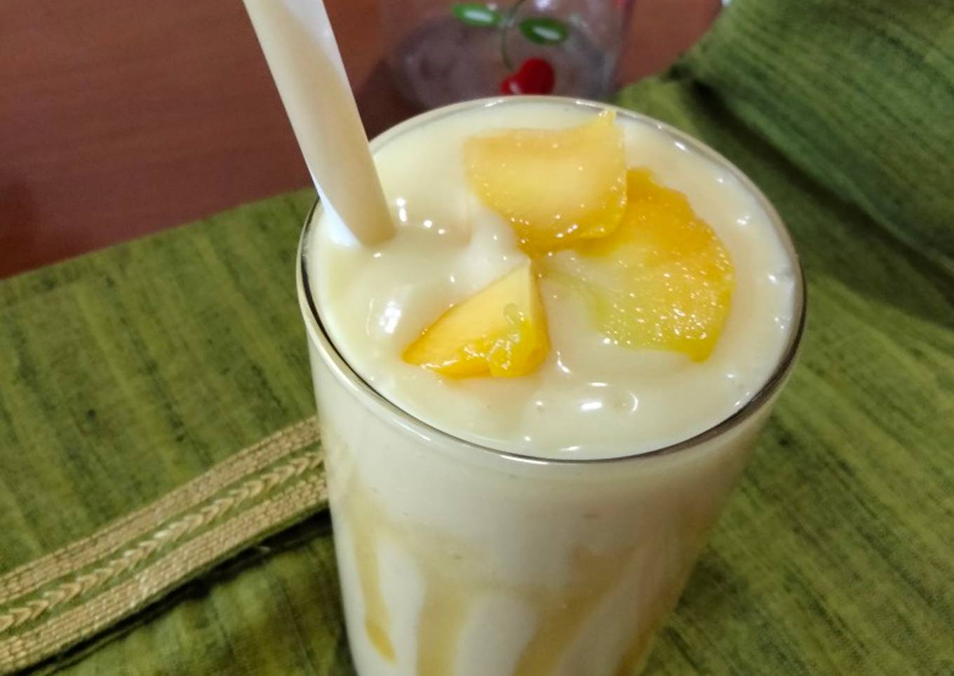 Mango smoothie