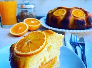 Una foto de Bizcocho de requesón y naranja 🍊!!