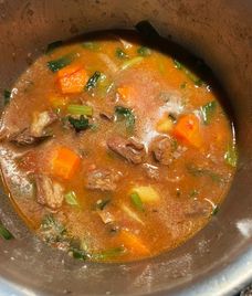 thịt bò hầm cà chua khoai tây