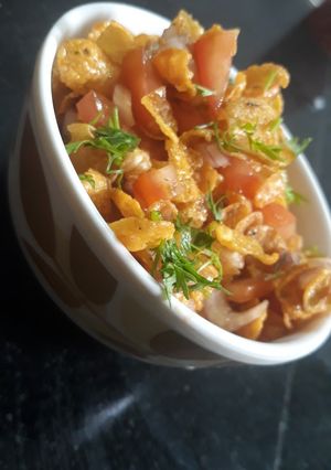 A picture of Cornflakes chaat.