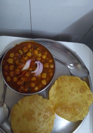 છોલે ભટુરે રેસીપી મુખ્ય ફોટો