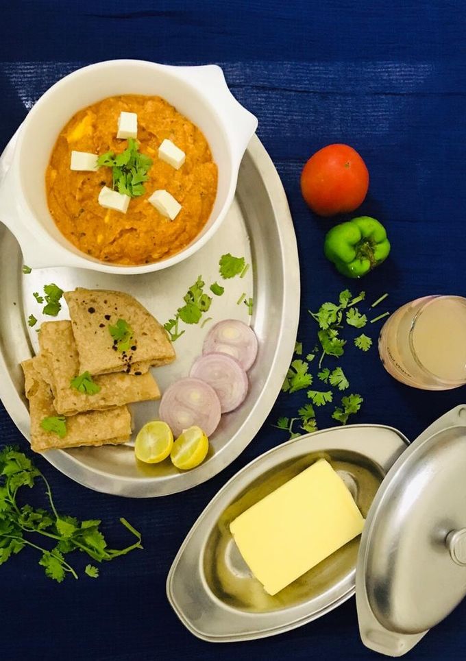 પનીર બટર મસાલા વીથ બટર રાેટી રેસીપી મુખ્ય ફોટો