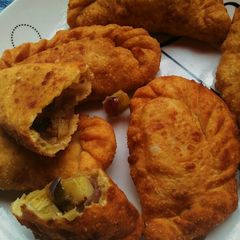 A picture of Crispy Potato fritters.