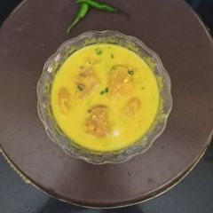 A picture of Pakoda kadhi.