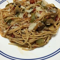 A picture of Spaghetti in Tomato Herbs Marsala Sauce.