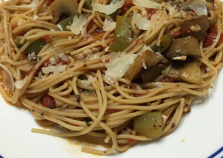 Recipe of Super Quick Homemade Spaghetti in Tomato Herbs Marsala Sauce
